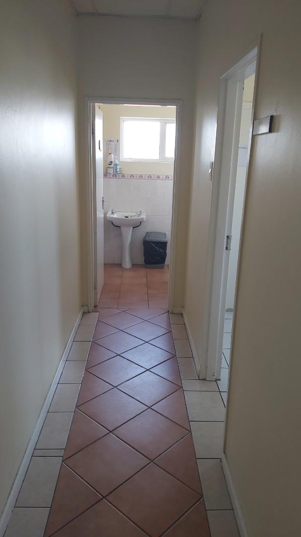 To Let commercial Property for Rent in Newton Park Eastern Cape